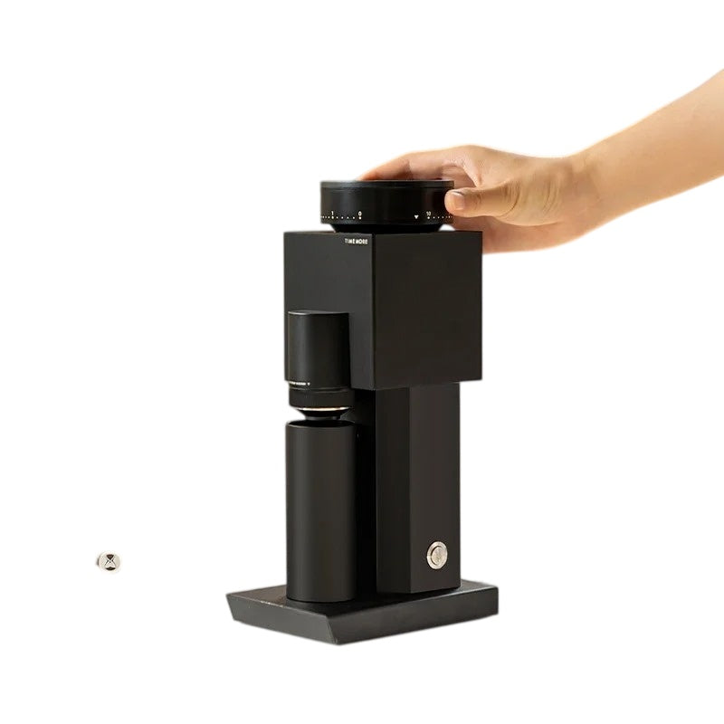 01S Italian Electric Coffee Bean Grinder Hand Punching Bricks